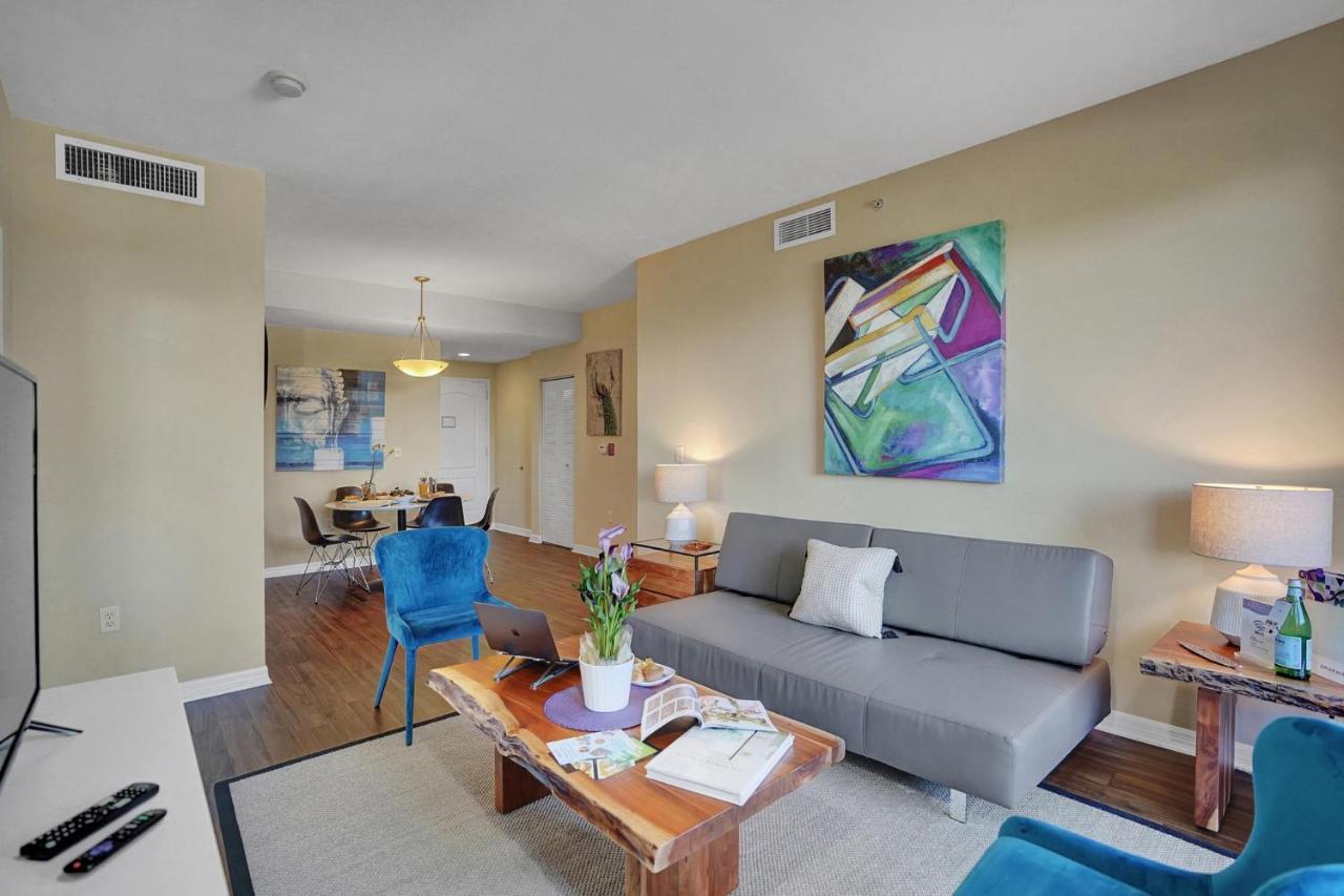 Dharma Home Suites South Miami At Red Road Commons Værelse billede