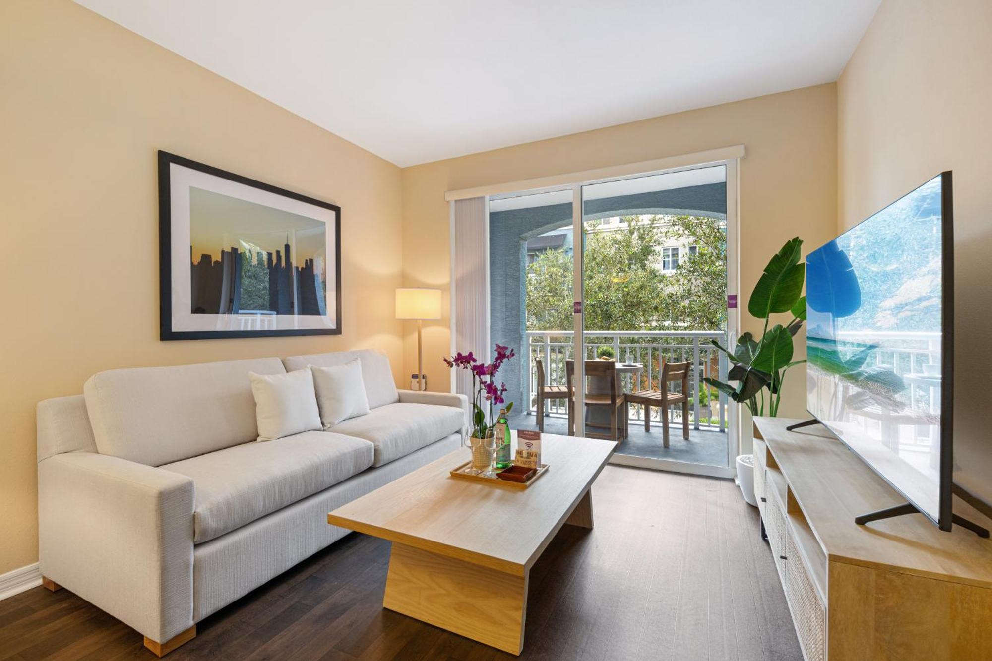 Dharma Home Suites South Miami At Red Road Commons Eksteriør billede