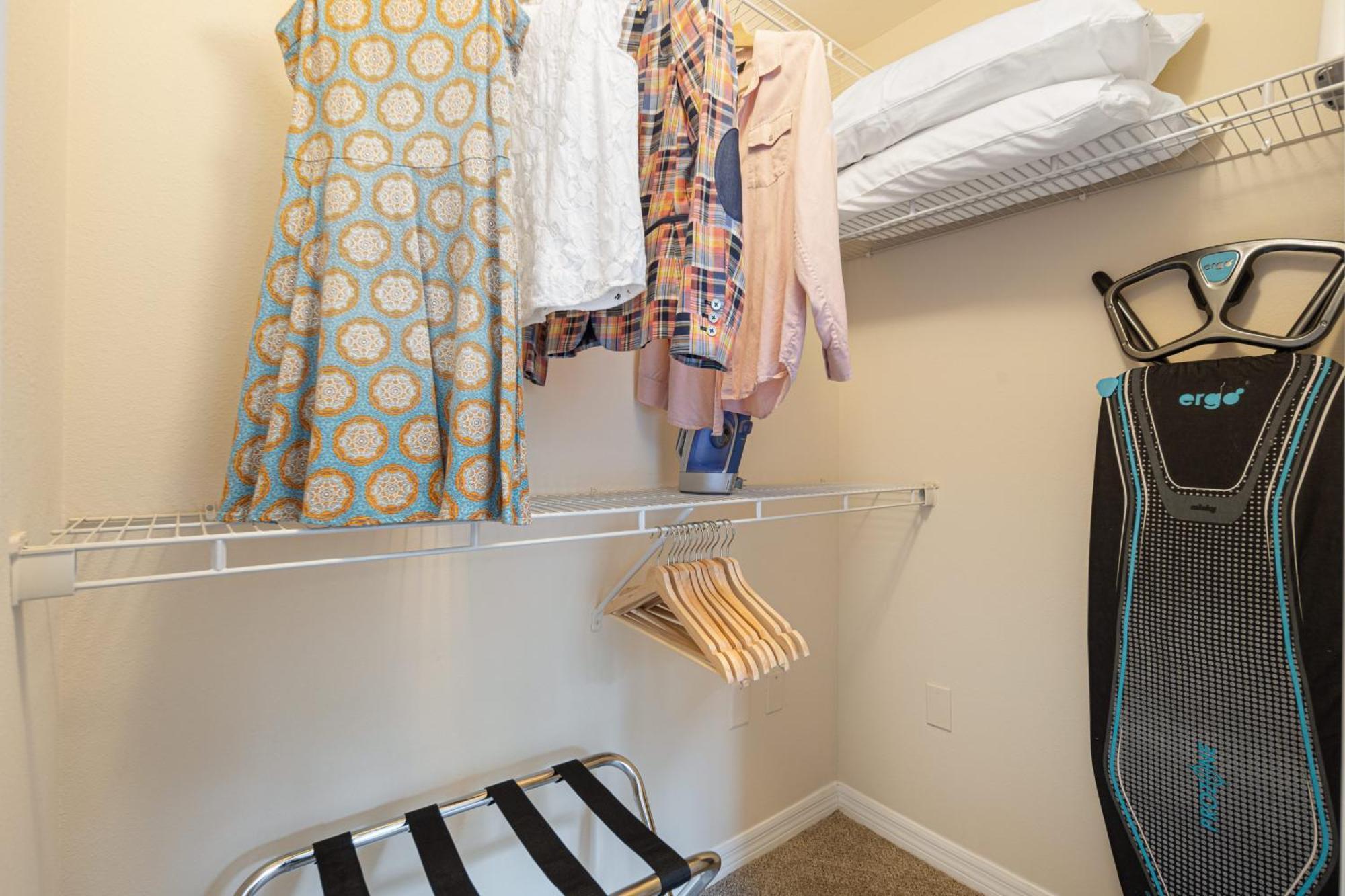 Dharma Home Suites South Miami At Red Road Commons Eksteriør billede